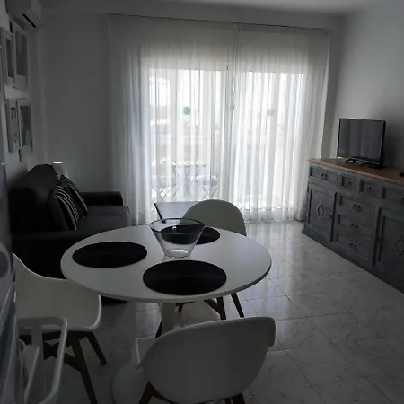 Apartment Gaviota Holidays Piscina Y Playa Nerja