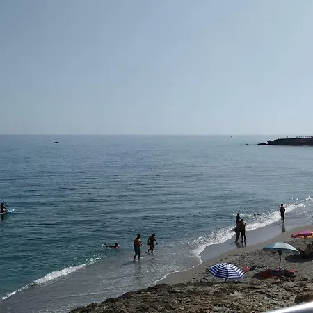 Apartment Gaviota Holidays Piscina Y Playa Nerja